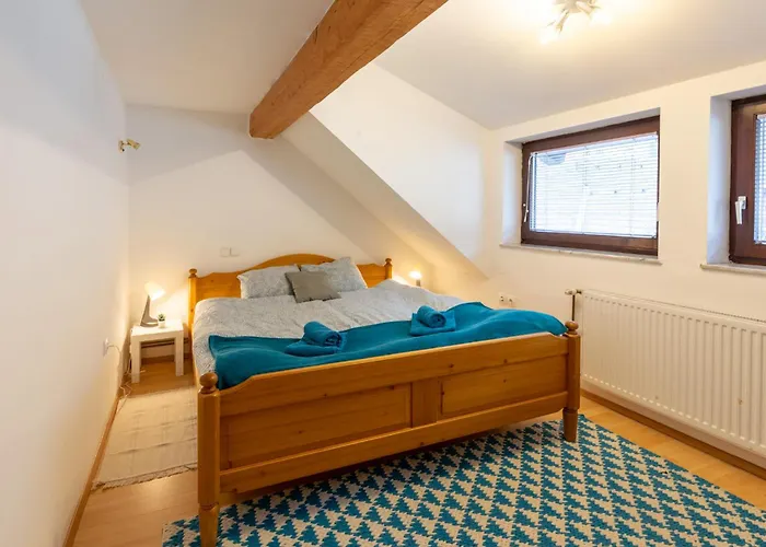 Apartma Ivano Daire *